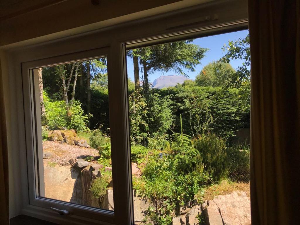 Tom Beag - Ben Nevis View Rooms フォート・ウィリアム エクステリア 写真