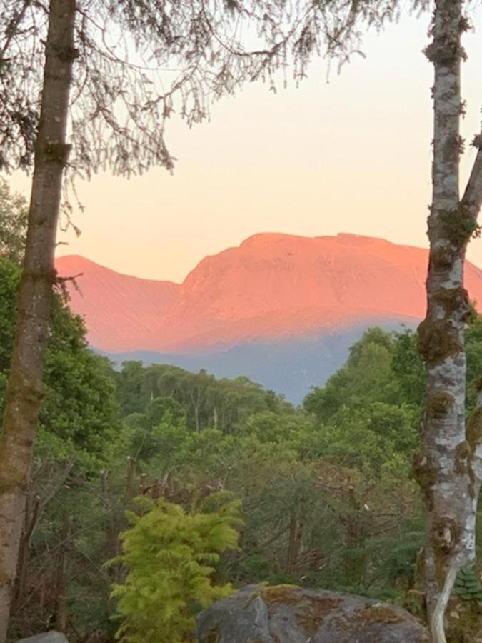 Tom Beag - Ben Nevis View Rooms フォート・ウィリアム エクステリア 写真